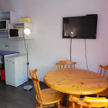 Les Mathes La Palmyre - Villa Mitoyenne Avec Piscine Collective Apartment